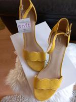 Sandalen in Leder Gr.40 unbenutzt inkl Versand 20€ Rheinland-Pfalz - Freisbach Vorschau
