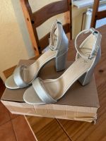 High heels Sandalen Silber Schuhe 38 Niedersachsen - Salzgitter Vorschau