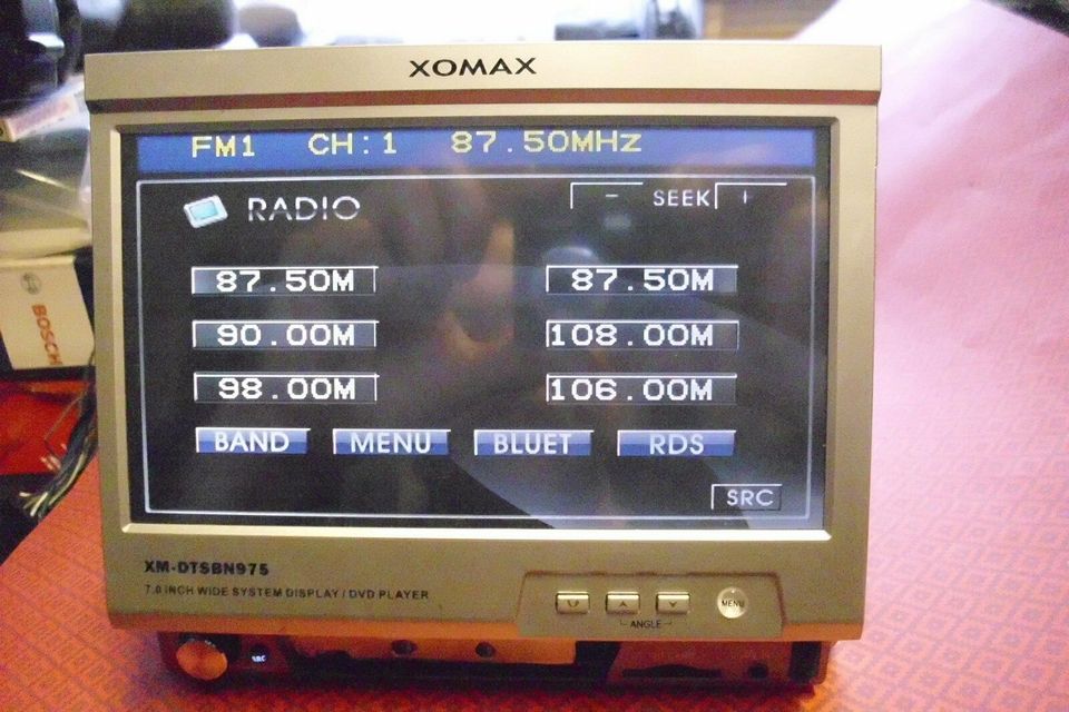 Xomax DTSBN 975, 7" TFT Touch-Klappbildschirm, an Bastler in Schwarzenbek