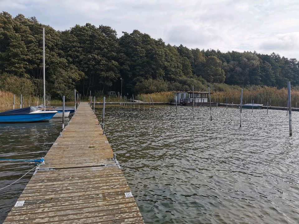 Dauerstellplatz Müritz mit Fendt Diamand Wohnwagen in Brandenburg an der Havel