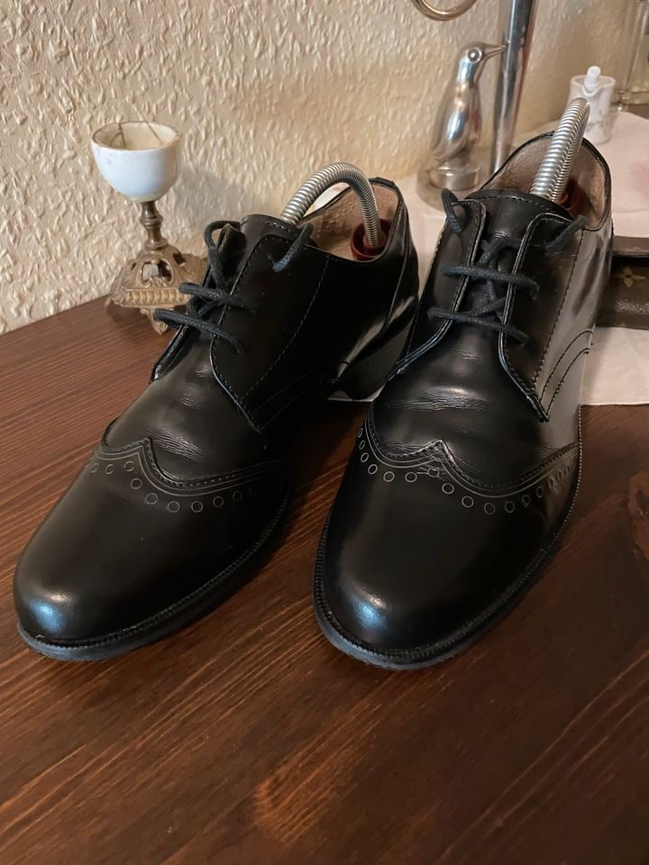 TOP!Sehr schöner Schuh von derMarke Bata. Gr.36 in Potsdam