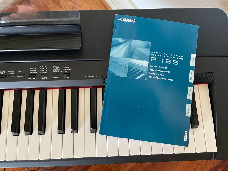 Yamaha Digital Piano / Klavier - P155 B mit Top Zubehör in Heidelberg