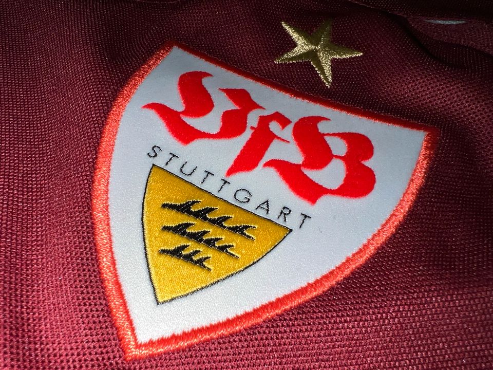 *NEU* VfB Stuttgart Trikot mit Autogrammen signiert inkl. Versand in Hamburg