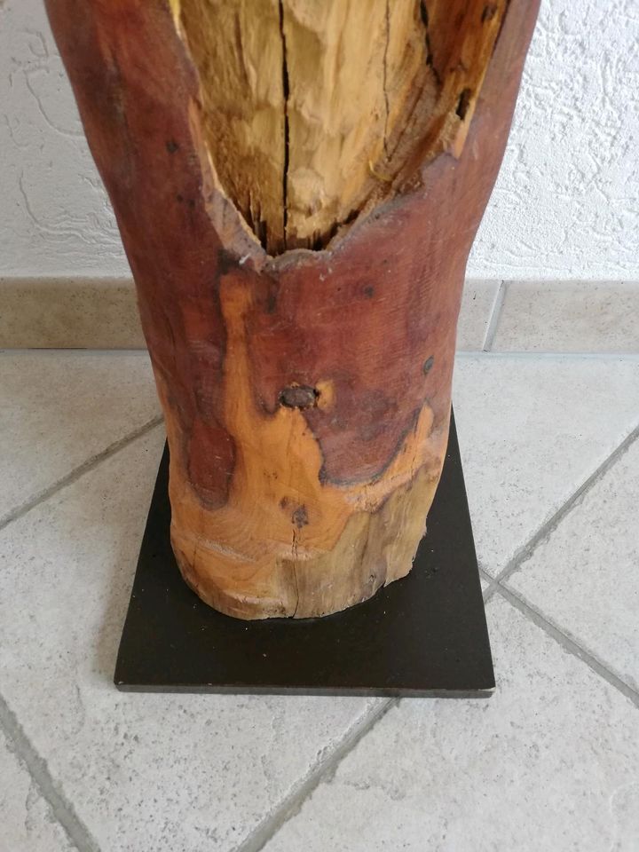 Holzskulptur Kettensägekunst handgemacht in Weißbach