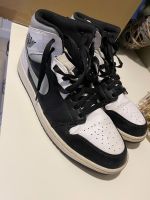 Nike Air Jordan 1 Mid White Shadow Schwarz Weiß Größe 44,5 Brandenburg - Schulzendorf bei Eichwalde Vorschau