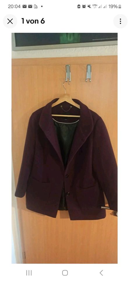 Sure Damen Mantel Kurzmantel lila Jacke Parka Gr 42 Duffle in Leipzig