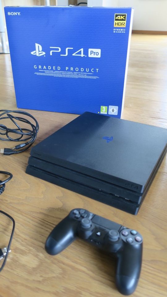 PS4 Pro Playstation 4 1TB mit OVP Top-Zustand in Heroldsberg