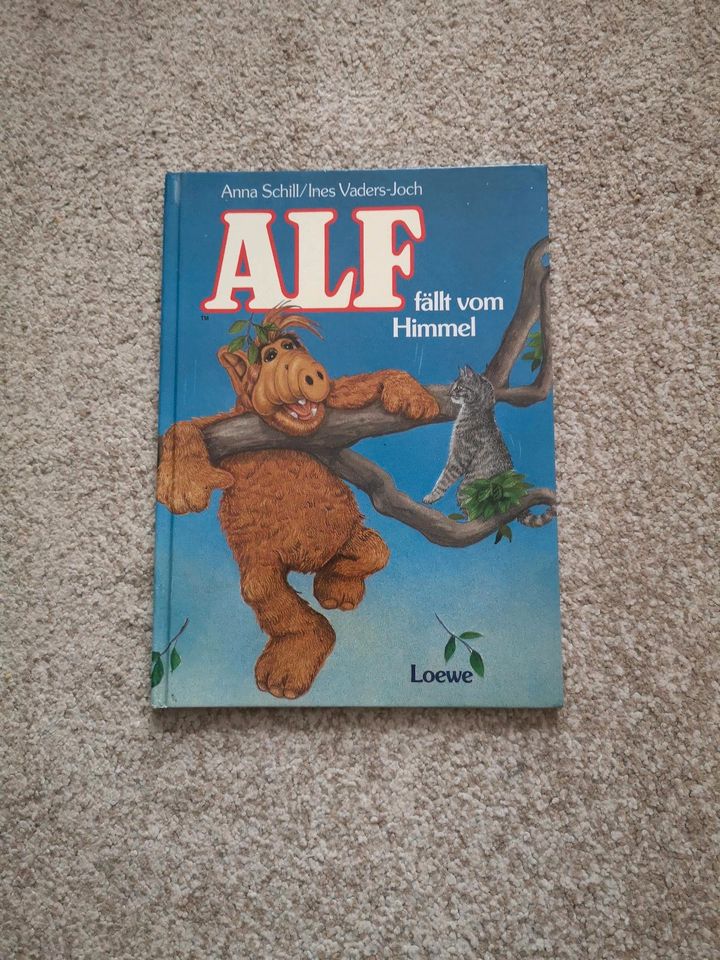 ALF fällt vom Himmel Buch in Lübeck