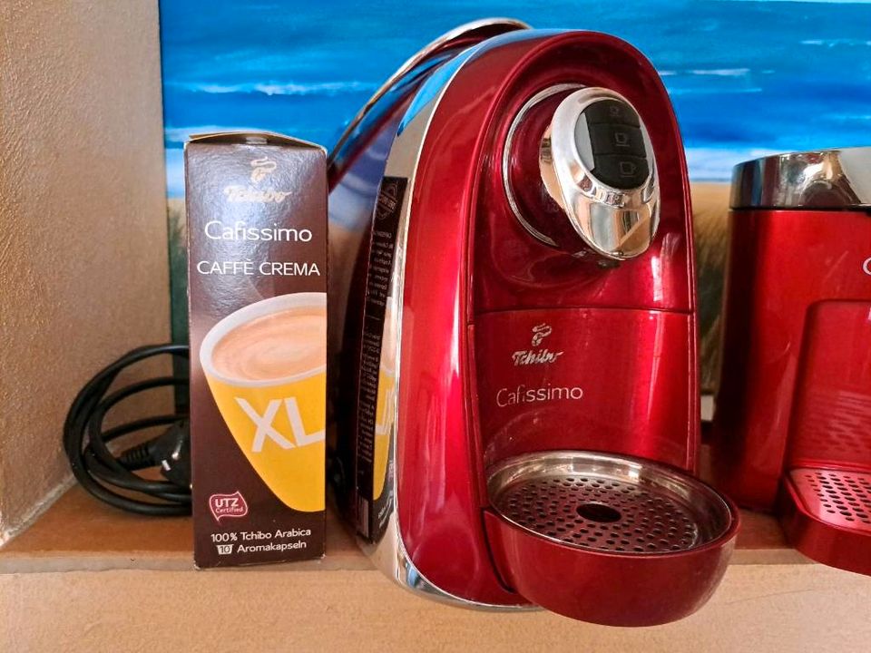 1 Kaffeemaschine+1Expressomaschine Cafissimo zusammen abzugeben ! in Scharbeutz