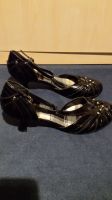 Schwarze Vintage Damen Pumps mit Riemchen von Görtz Größe 38 Friedrichshain-Kreuzberg - Friedrichshain Vorschau