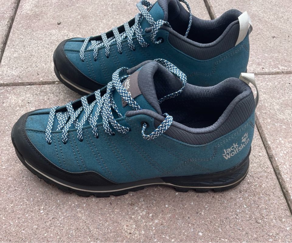 Jack Wolfskin Trekkingschuhe 42.5 in Harsewinkel