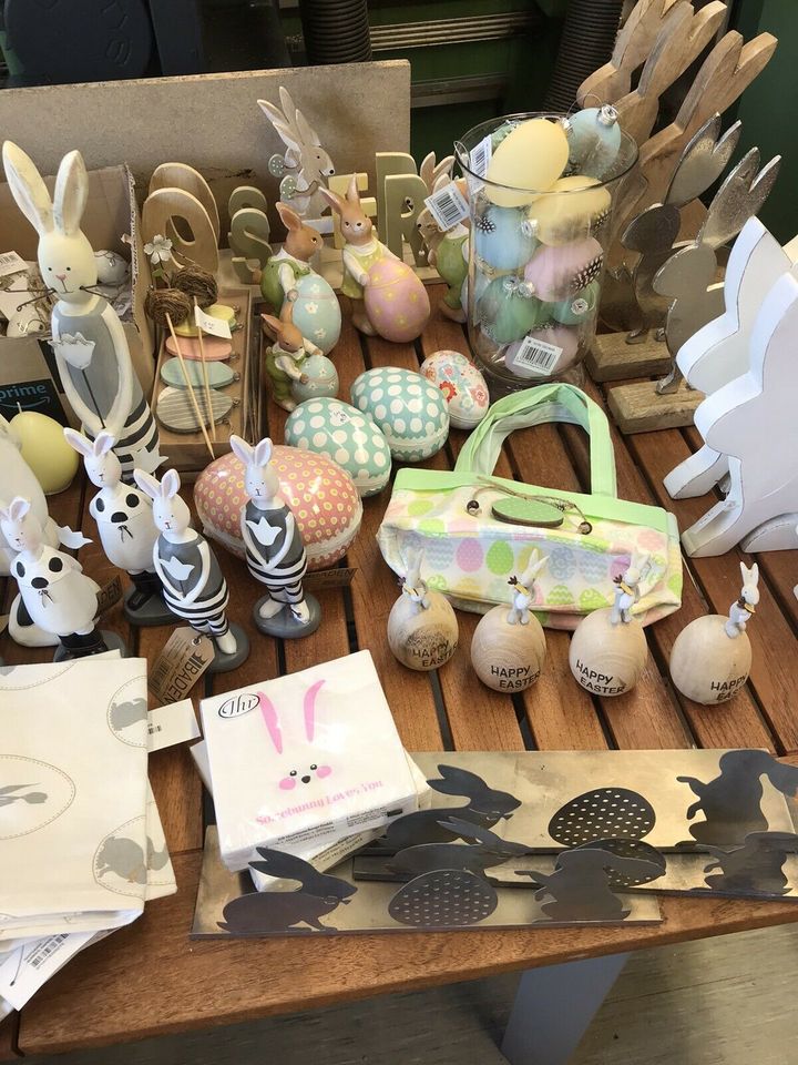 Sonderposten Ostern Angebot Flohmarkt Auflösung Konvolut in