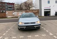 VW GOLF 4 Tüv bis Ende Mai Niedersachsen - Wolfsburg Vorschau