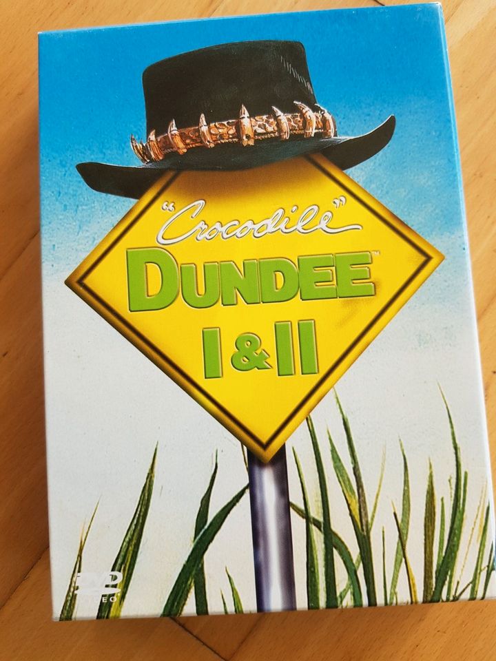 DVD Crocodile Dundee 1+2 Paul Hogen für 15 Euro in Mönchengladbach