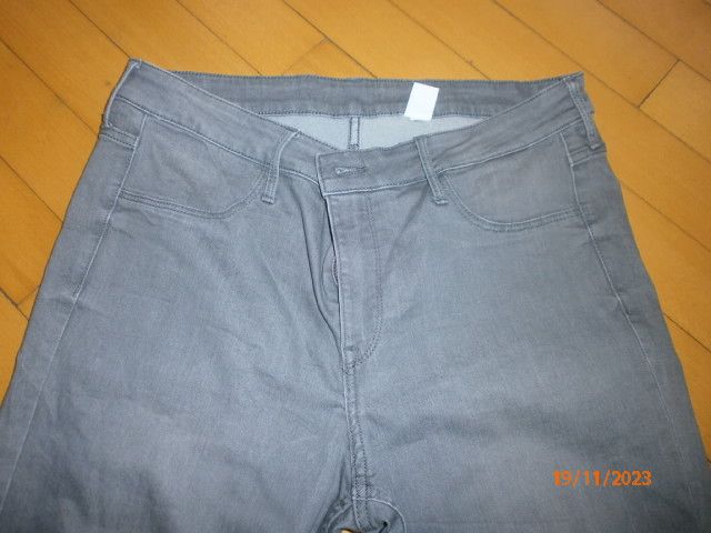 Damen Hose Jeans grau W33 L32 Skinny Ankle regular waist in Dortmund