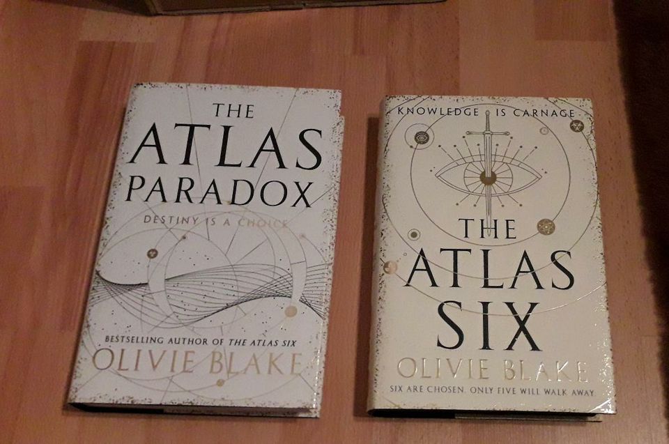 Atlas Six / Paradox fairyloot, signiert, Olivie Blake, in Miesbach
