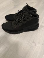 Nike Winterschuhe neuwertig Herrenschuhe Hessen - Eschborn Vorschau