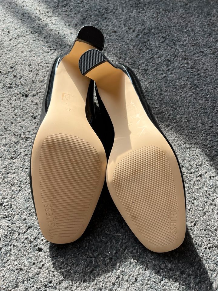 Tolle Guess Pumps Größe 41 in Langenhagen