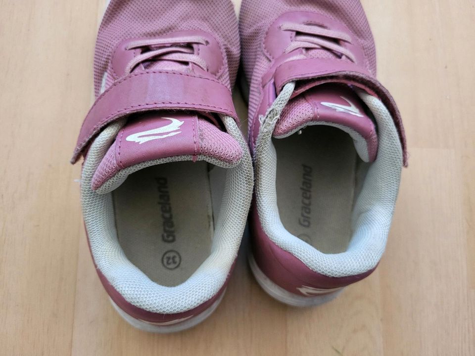 Sneaker Turnschuhe Graceland rosa leicht 32 in Berlin