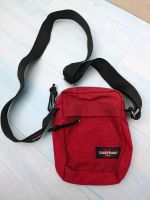 Eastpak Tasche klein rot Niedersachsen - Rehlingen Vorschau