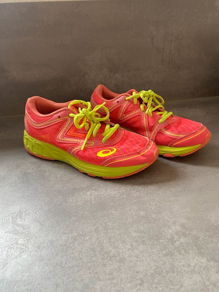 ASICS Noosa Laufschuhe Gr. 36 neon in Alfdorf