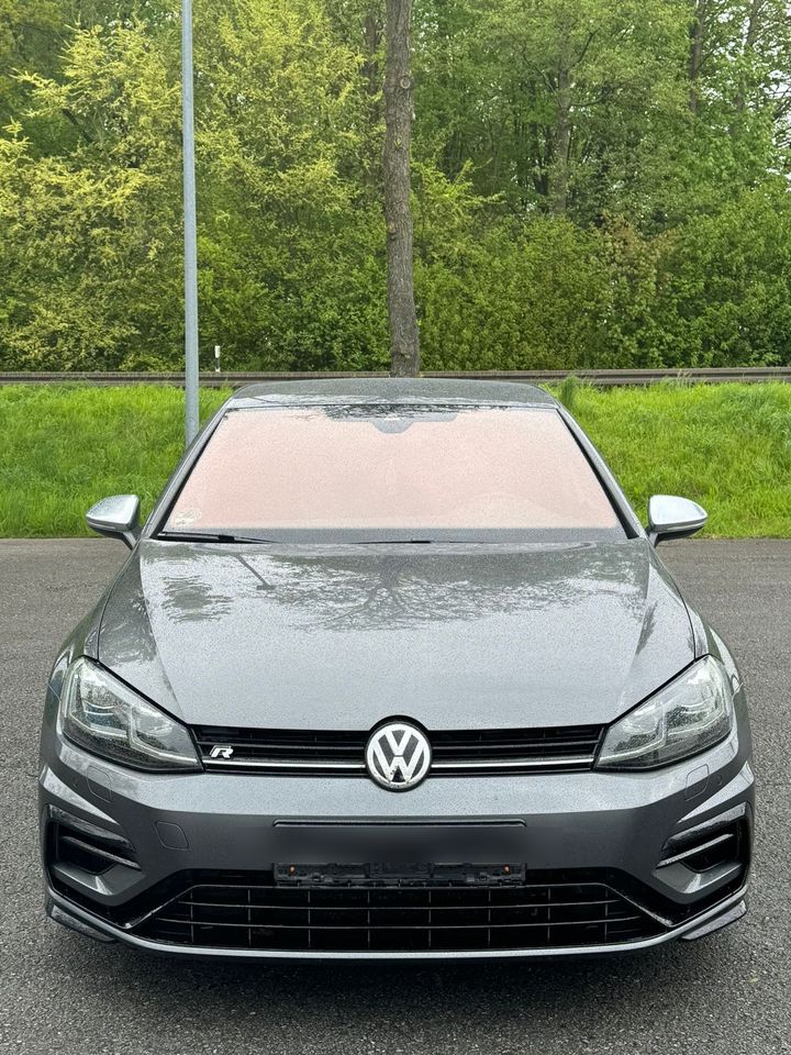 Golf 7R Facelift TOP !! in Lübbecke 