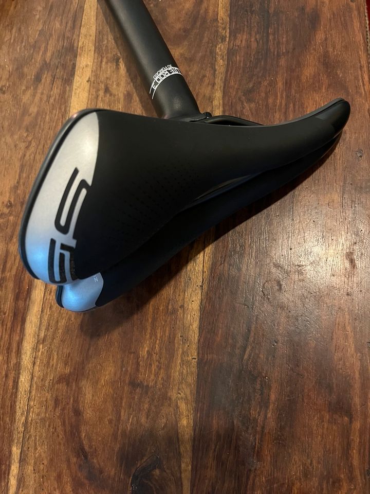 Selle Italia Sattel & Sattelstange Simplon Lite ROD 3 in Köln