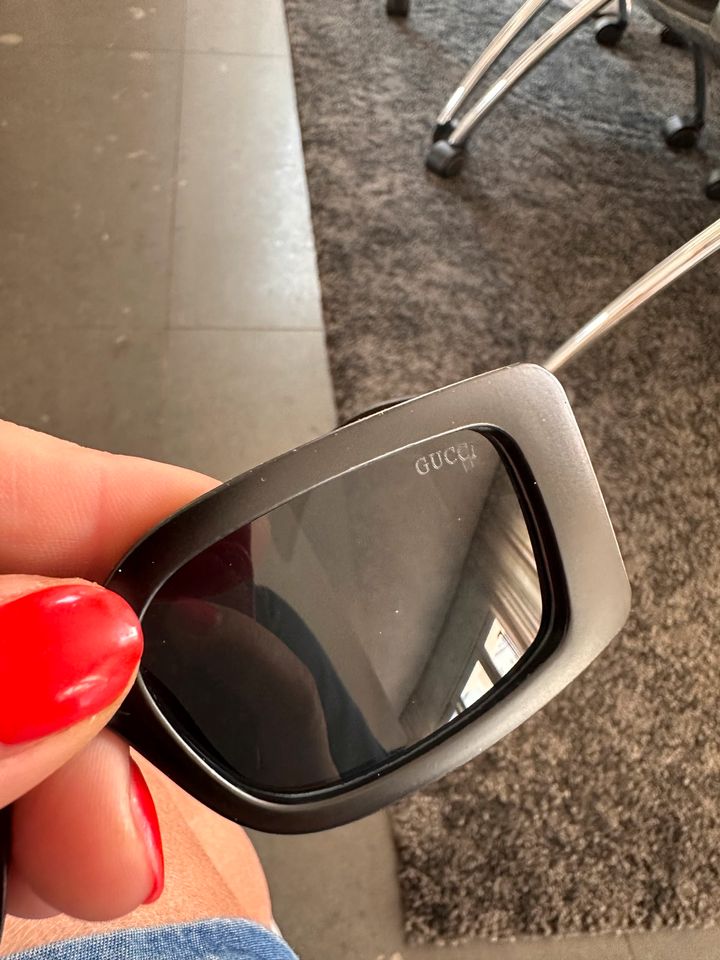 Gucci Sonnenbrille Brille schwarz vintage in Soest