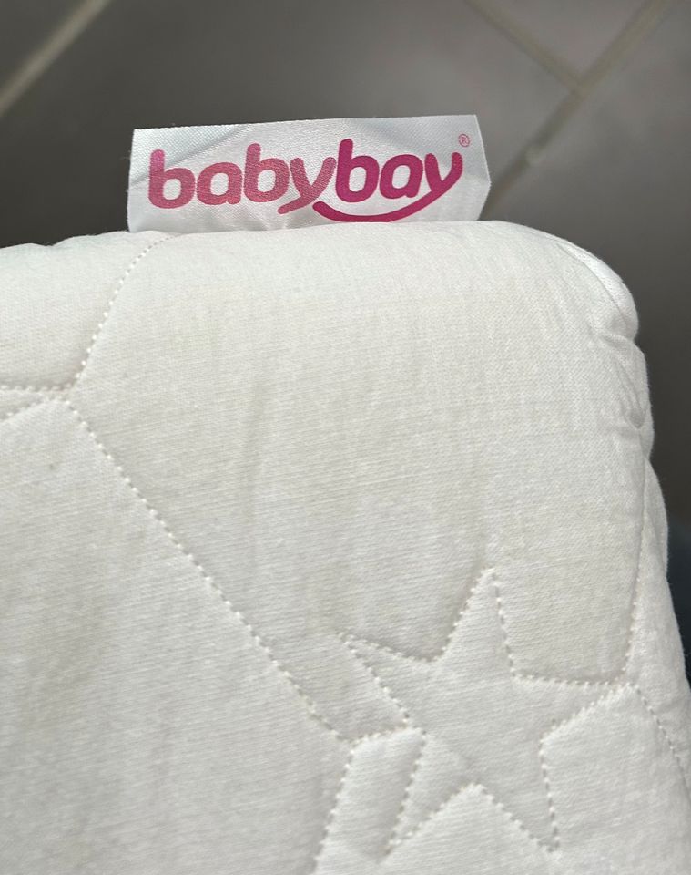 4 Monate genutztes Beistellbett „Original Babybay“ inkl Matratze in Klettgau