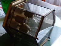 alte Deckenlampe aus Messing mit geschliffenem Glas Hessen - Langen (Hessen) Vorschau
