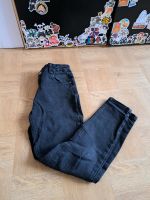 Jeanshose Hose lange Hose Sachsen-Anhalt - Magdeburg Vorschau