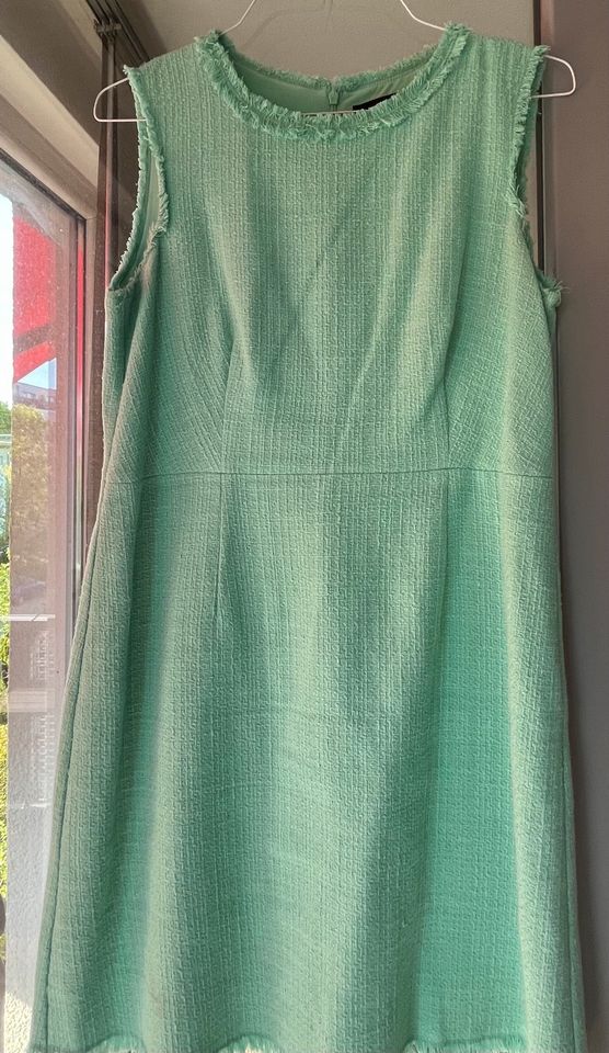 Hallhuber Zweiteiler (Kleid mit Jacke) in mint in Hamburg