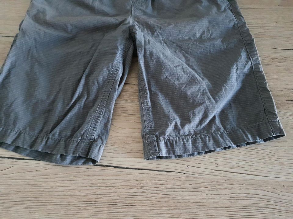 Kurze Hose Jungen Gr. 140 in Berlin