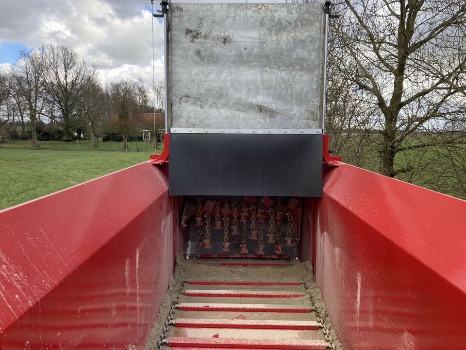 HiSpec Xcel Miststreuer Dungstreuer mit Kettenrotor in Südbrookmerland