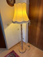 rustikale Stehlampe aus Holz im klassischen Landhausstil Stuttgart - Zuffenhausen Vorschau