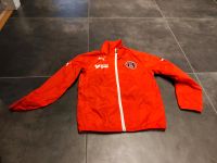 Regenjacke Puma rot 140 mit Aufdruck Mecklenburg-Vorpommern - Stralsund Vorschau