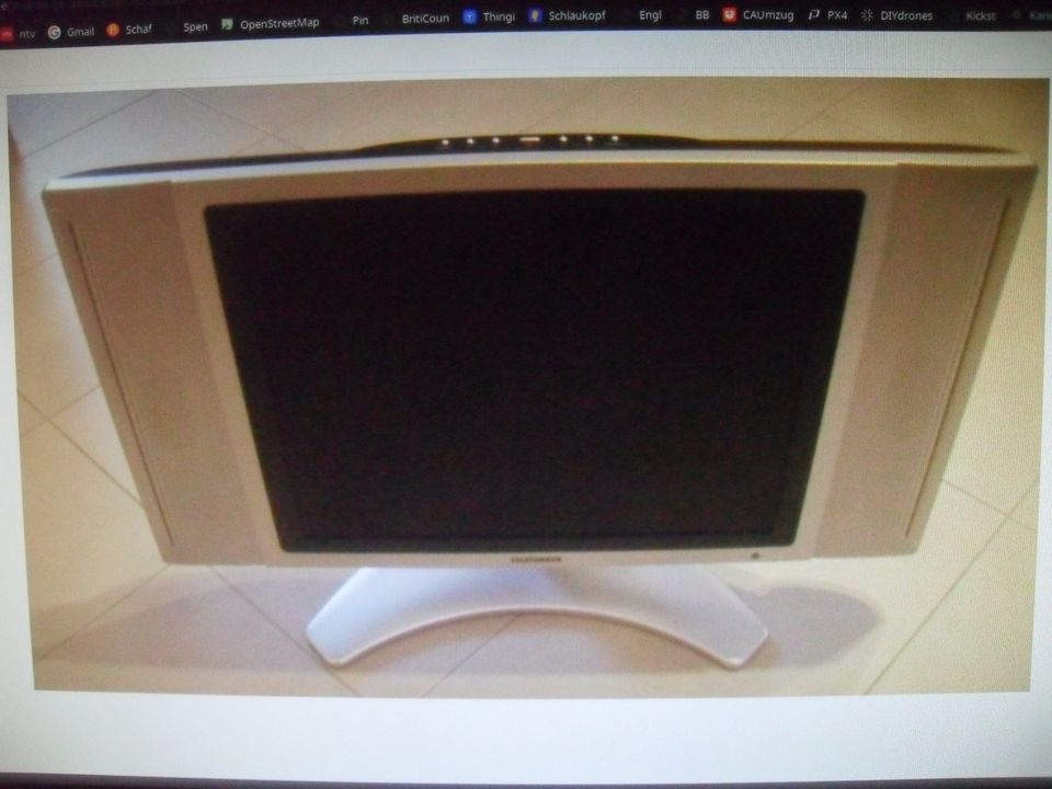 LCD-Fernseher von Telefunken. grausilber in Ottersweier