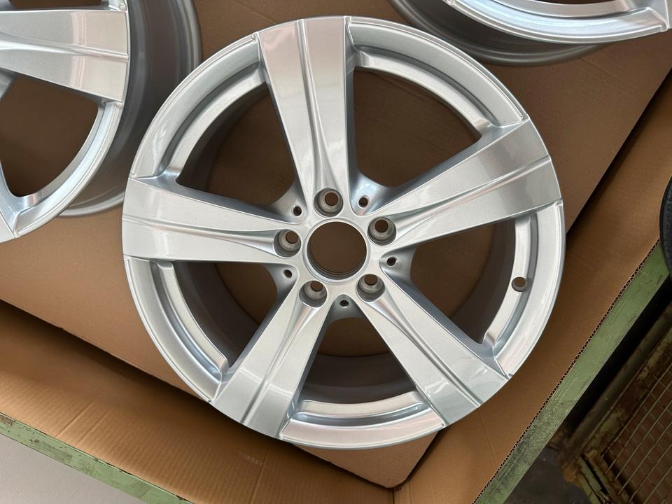 Original Mercedes Benz C Klasse W206 S206 17" Felgen NEU 7200 in Ludwigsburg