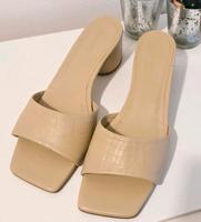Edle Hallhuber- Leder Pantoletten/Sandalen/ Mules Berlin - Karlshorst Vorschau