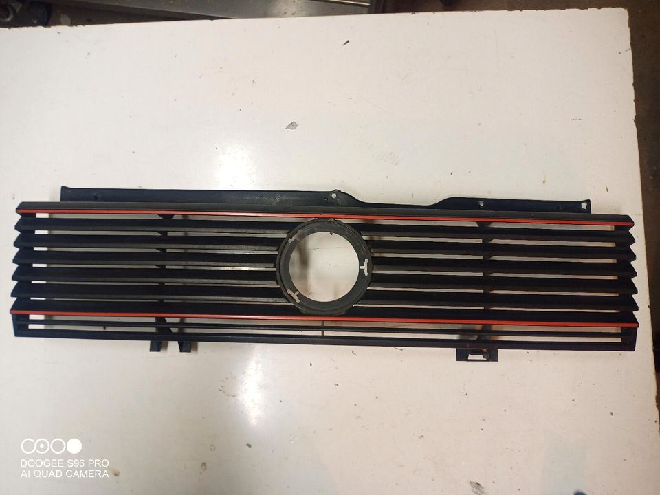 VW Scirocco GT Grill original in Wallenhorst