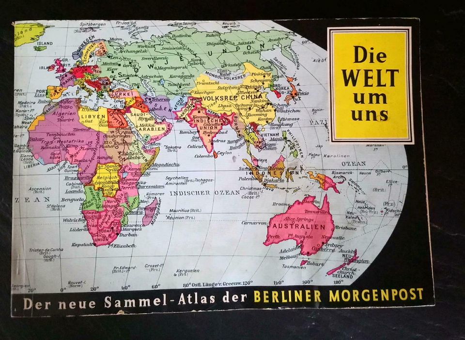 Sammelalbum Berliner Morgenpost "Die Welt um uns" von 1956 in Berlin