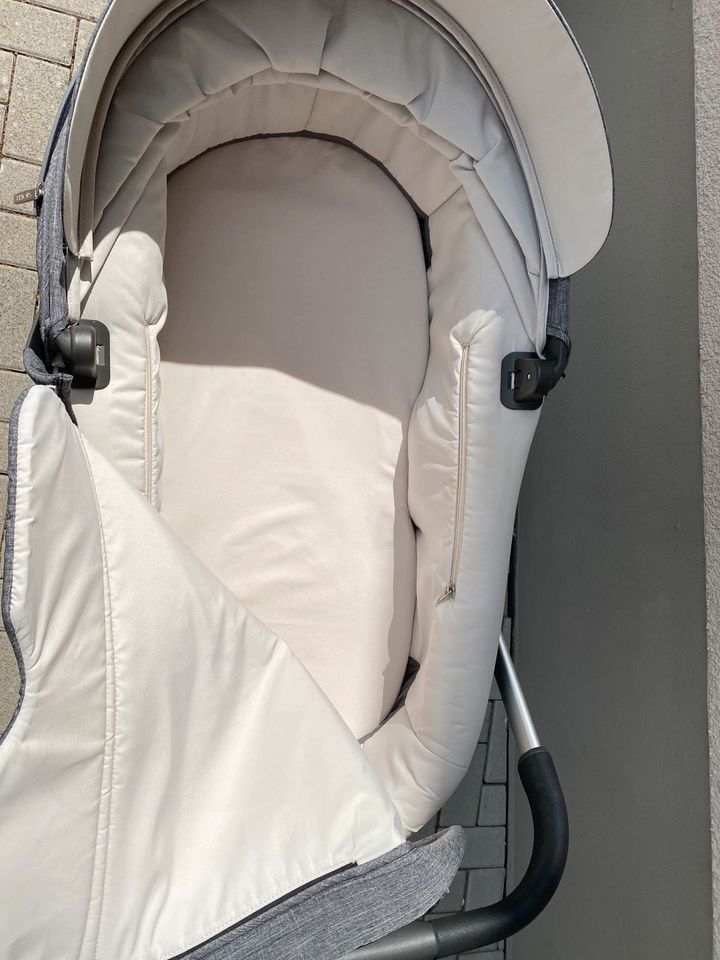 STOKKE CRUSI Kinderwagen inkl. Sportsitz und viel Zubehör in Bexbach