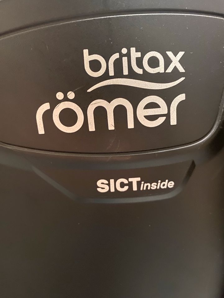 Britax Römer Reboarder Dualfix M i-Size in Schwelm