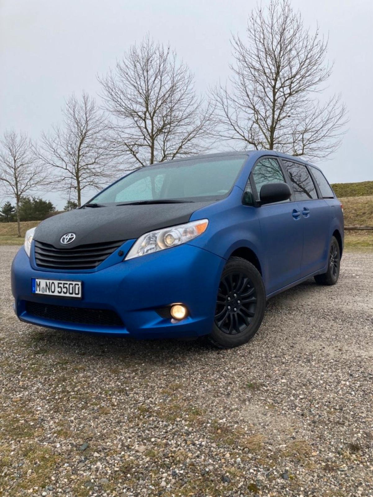 Abbildung des Autos Toyota Sienna - TÜV Neu …