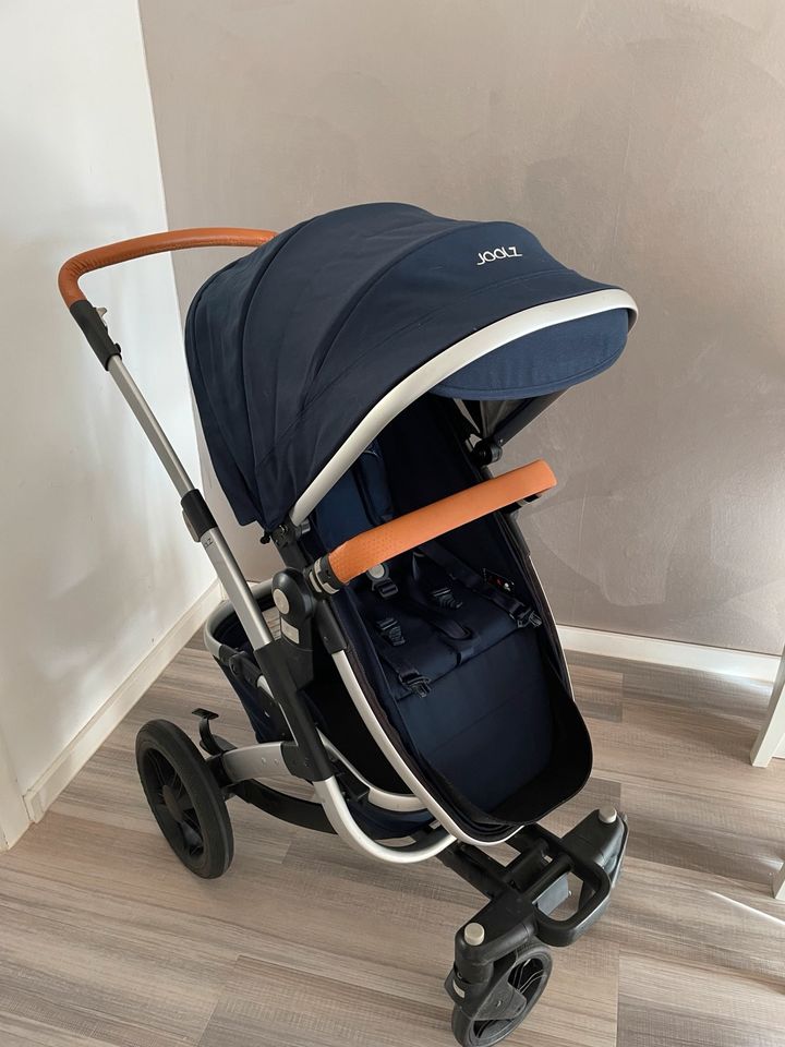 Joolz Geo Kinderwagen Babywanne und Buggy sehr guter Zustand in Gummersbach