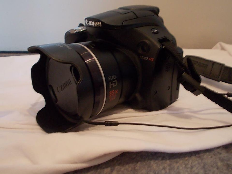 Canon Power Shot SX 40 HS Digi Cam in Hamburg