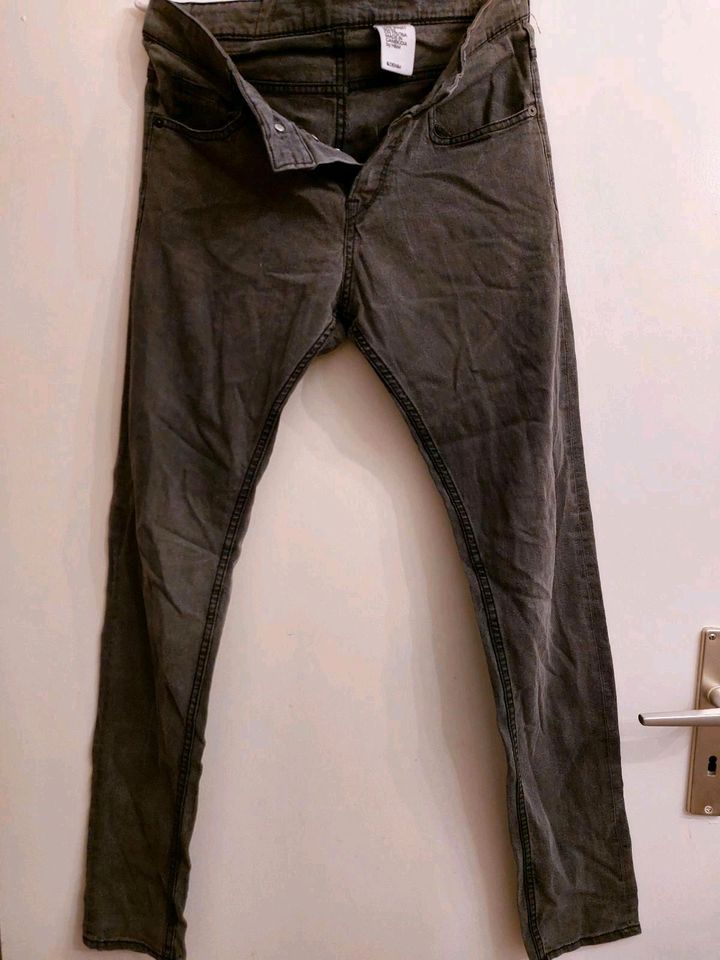 Skinny Stretch jeans grau gr 30/32 in Dortmund