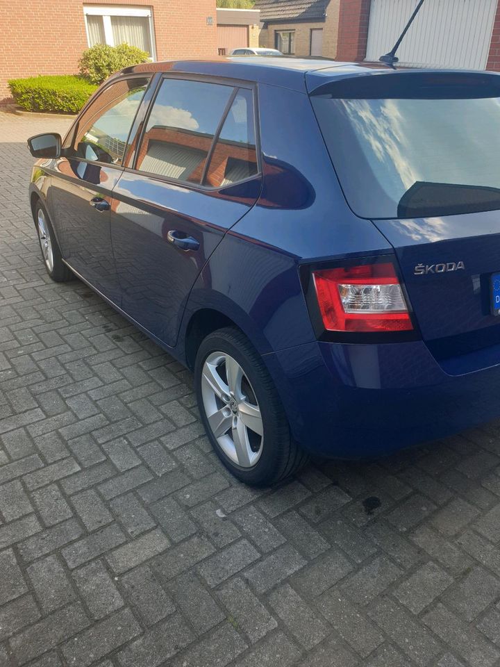 Skoda Fabia 3 1.0 MPI Cool Edition Sitzheizung ZV DAB 67tkm in Greven