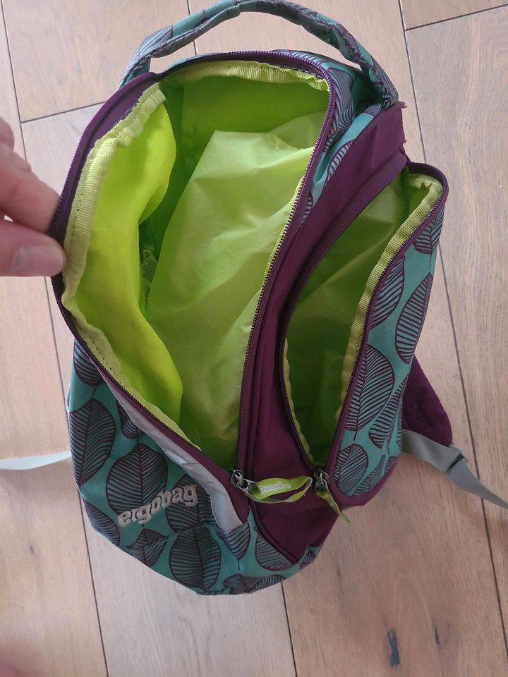 Schulranzen Ergobag mit Sporttasche, Federmäppchen in Kolbermoor