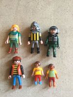 6 Playmobil Figuren, 2 Schilder , 2 Flagen Essen - Essen-Kettwig Vorschau